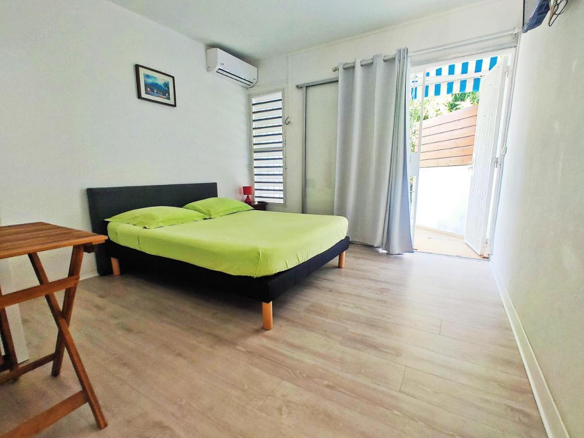 Location Proche Plage Le Gosier  Zewnętrze zdjęcie